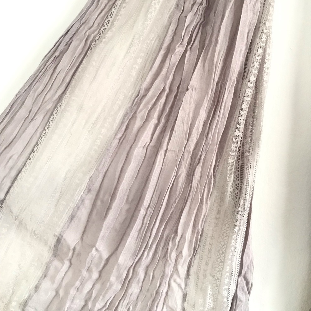 Lightweight Scarf - Picture 2 of 2